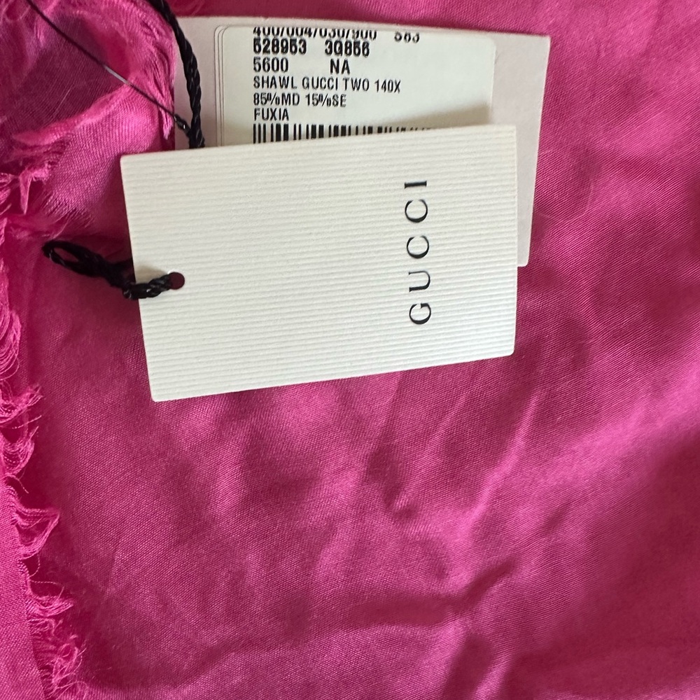 Gucci Shaw NWT - Picture 4 of 4